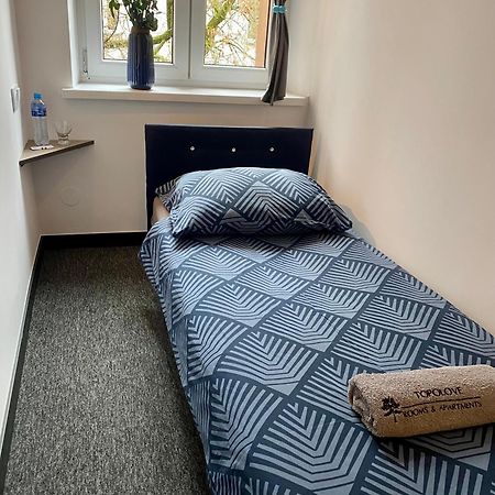Topolove Rooms & Apartments Красков Екстериор снимка