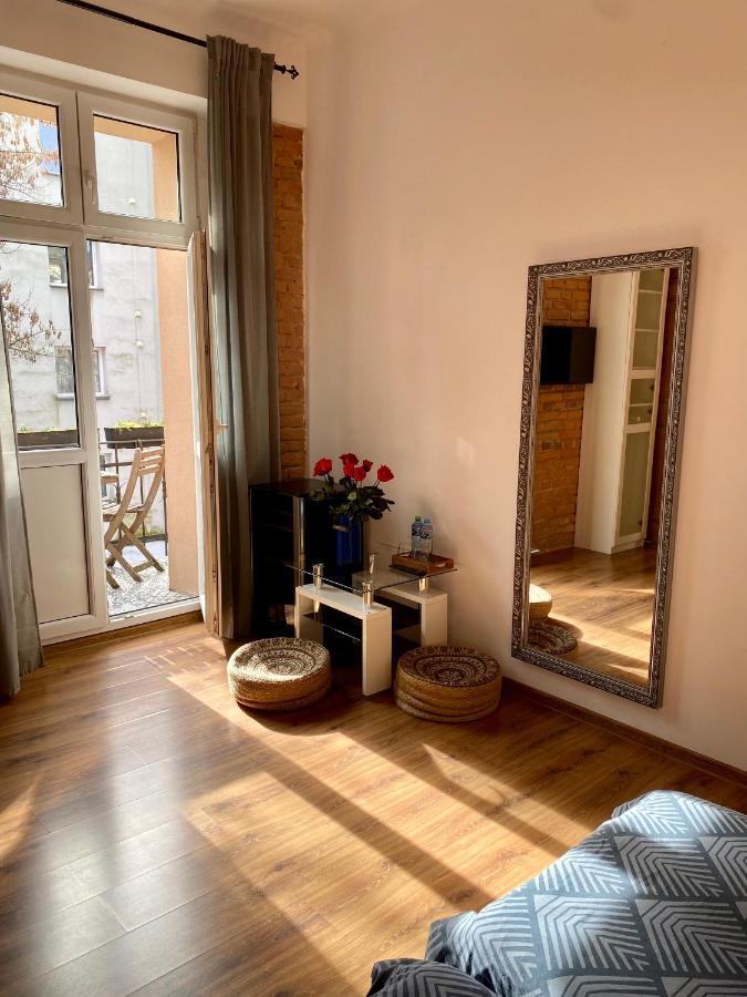 Topolove Rooms & Apartments Красков Екстериор снимка